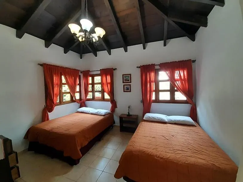 Hotel Y Jardines Casa Buho Antigua Guatemala