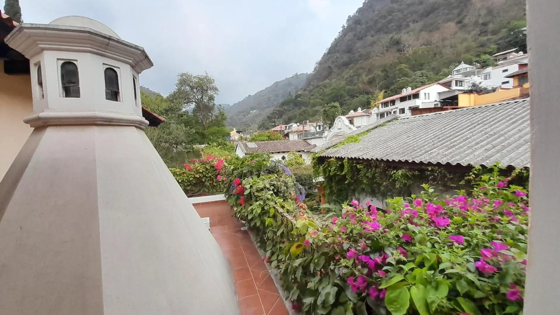 Hotel Y Jardines Casa Buho Antigua